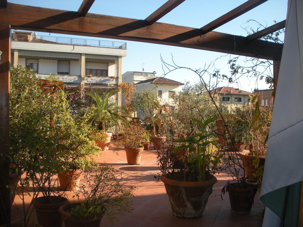 Apartmán La Terrazza Da Ernestina Lucca Exteriér fotografie